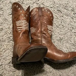 New Ariat wide square toe boots womens 6.5